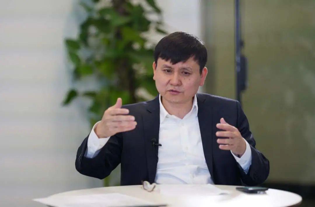 新冠疫苗何时上市?是不是人人都要打?张文宏回应
